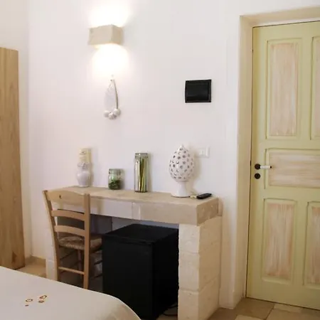 컨트리하우스 Dimora Celeste 오스투니